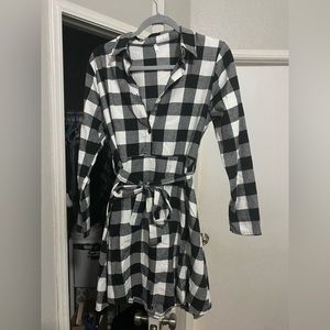 Black & white checkered flannel